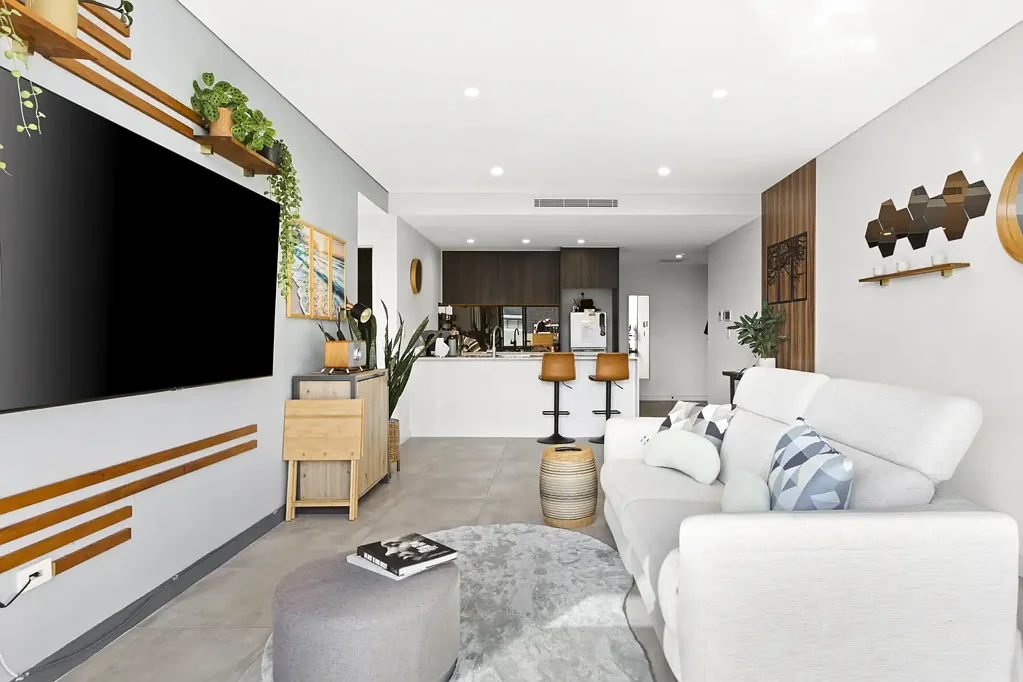 Schofields 2chambre Upgraded, Spacious & Modern ALAND built Apartment with 2 Carspaces! - 15 Mins walk to Station