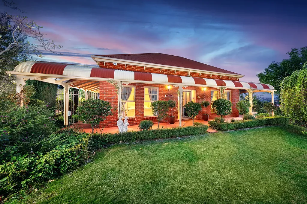 Wodonga 3部屋 Federation Charm and Lifestyle Perfection