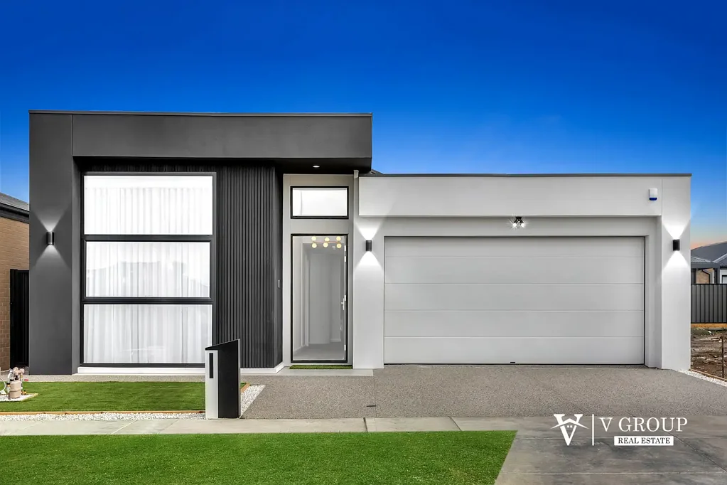 Mickleham 4कमरा Step Into a New Benchmark of Family Luxury Home with Two Kitchen in Craigieburn Side Mickleham !!!