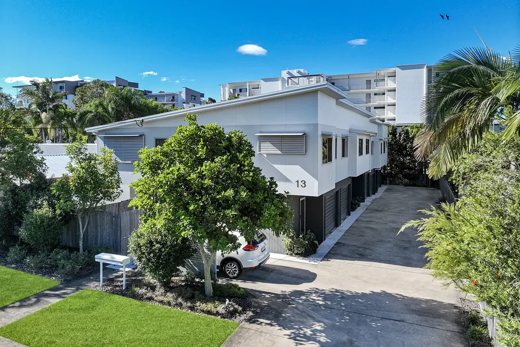 Maroochydore 3房  Convenience Meets Modern Comfort with Versatile Design