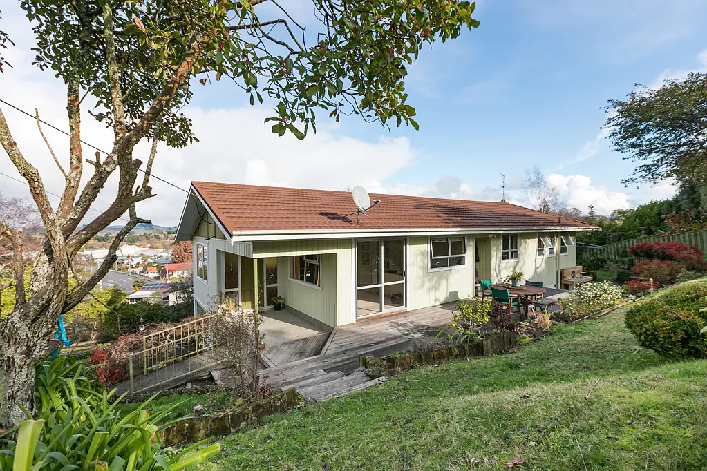 Waipawa 3બેડરૂમ Elevated Outlook, Endless Potential