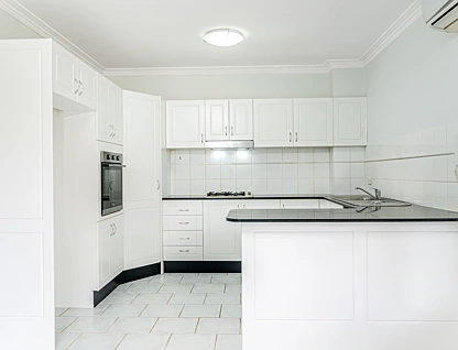 2/48-54 Cecil Avenue, Castle Hill, The Hills, 3 कमरे, 2 बाथरूम, Apartment