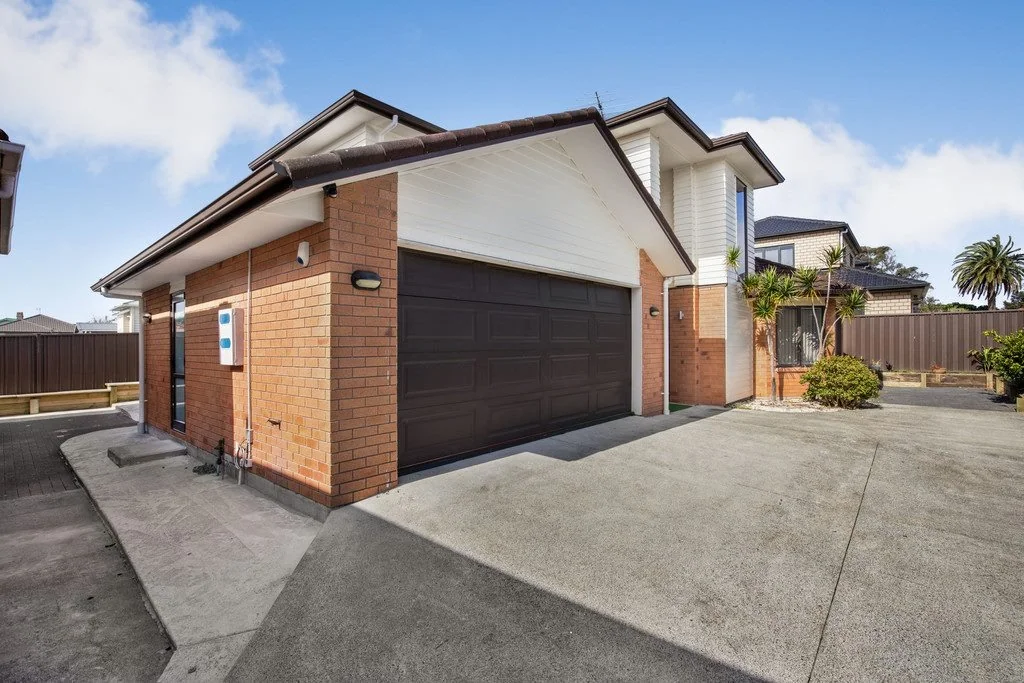 Modern 3-Bedroom Home with Study, Ensuite & Double Garage