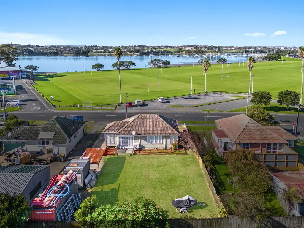 Panmure 3침실 MHS - 660sqm with stunning water views!