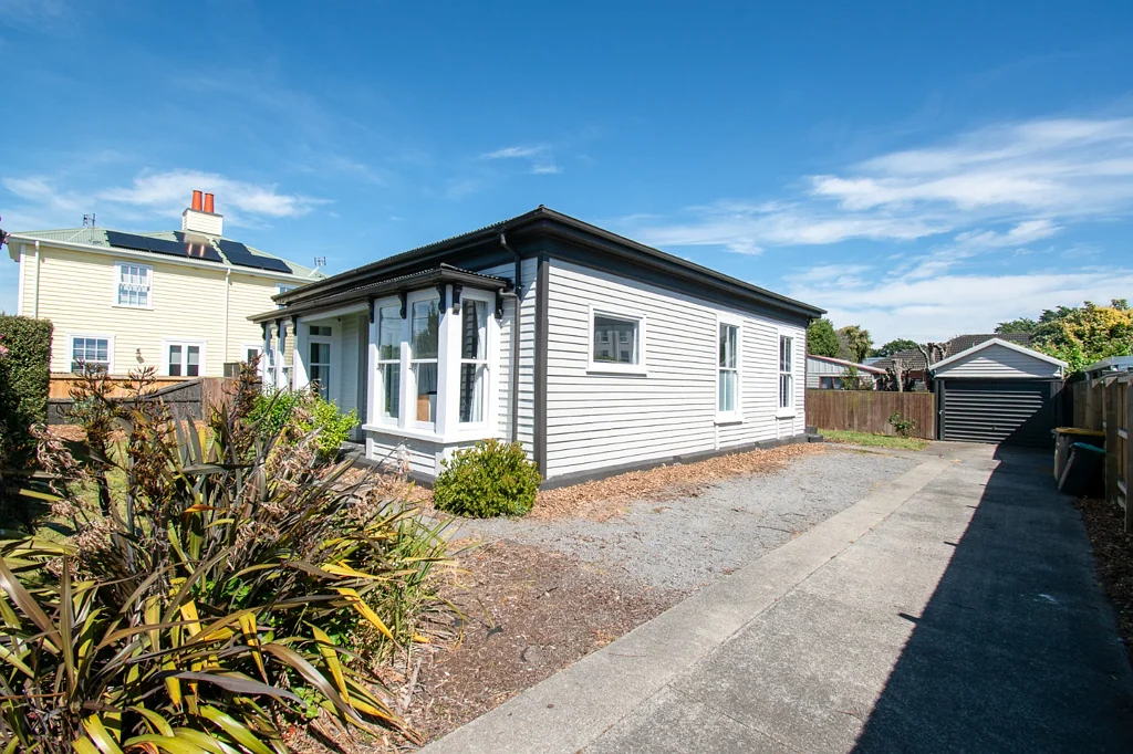 Spacious 4-Bedroom Family Home – Spreydon