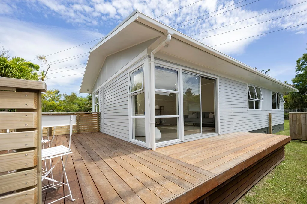 Glen Eden 3Kwarto Solid Start, Big Garage & Flat Lawns