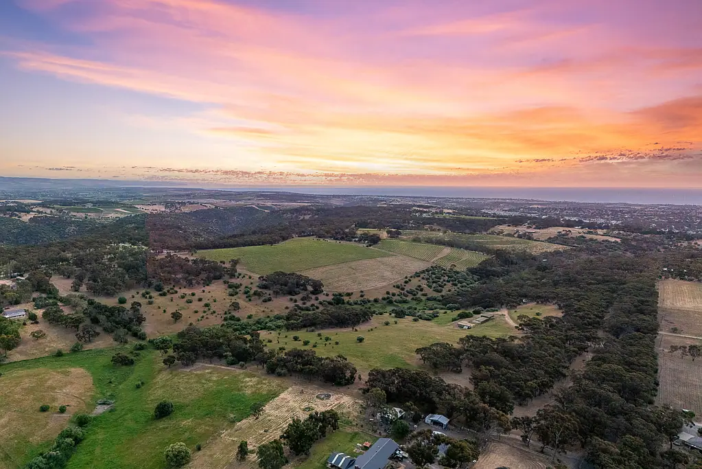 Onkaparinga Hills Sunset Springs - Onkaparinga Hills