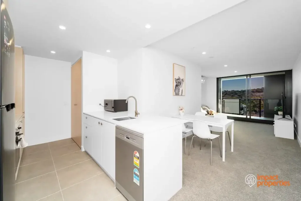 704/220 Melrose Drive, Phillip, ACT 2606