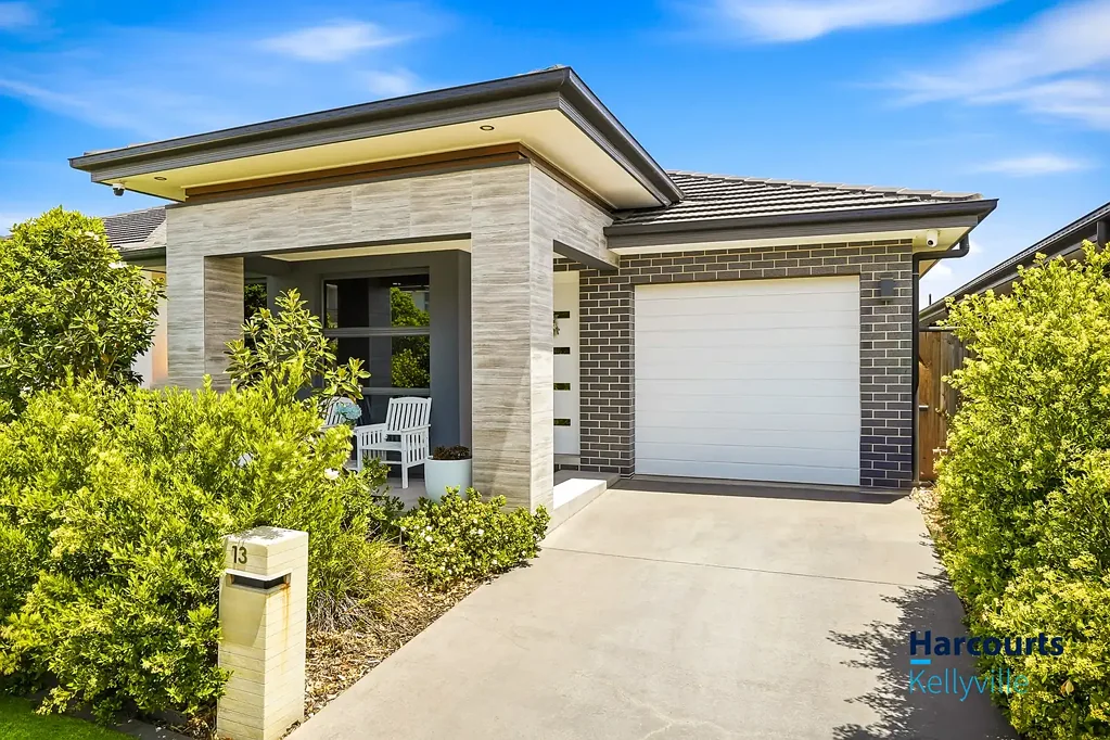 13 Gromark Terrace, Box Hill, NSW 2765