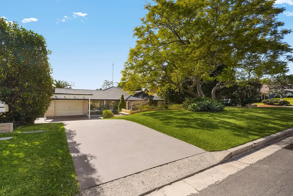Camden South 6房  Resort-Style Executive Family Living on a Spacious 922sqm Block