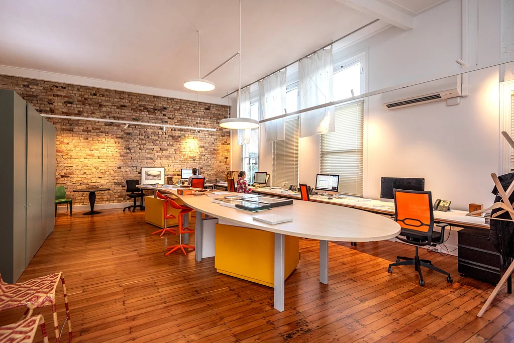 Devonport Stylish character office