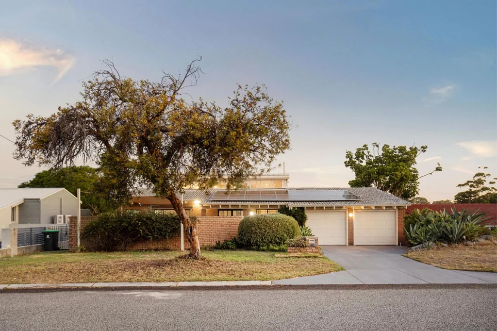 Carine 4બેડરૂમ Tranquil Family Living in Serene Surroundings