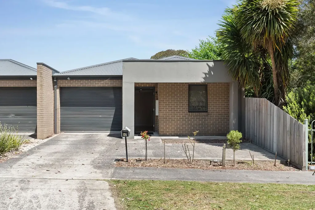 Moe 7房  The Brief: High-Yield Investment! Earn $87,440 Per Year in Rental Income!