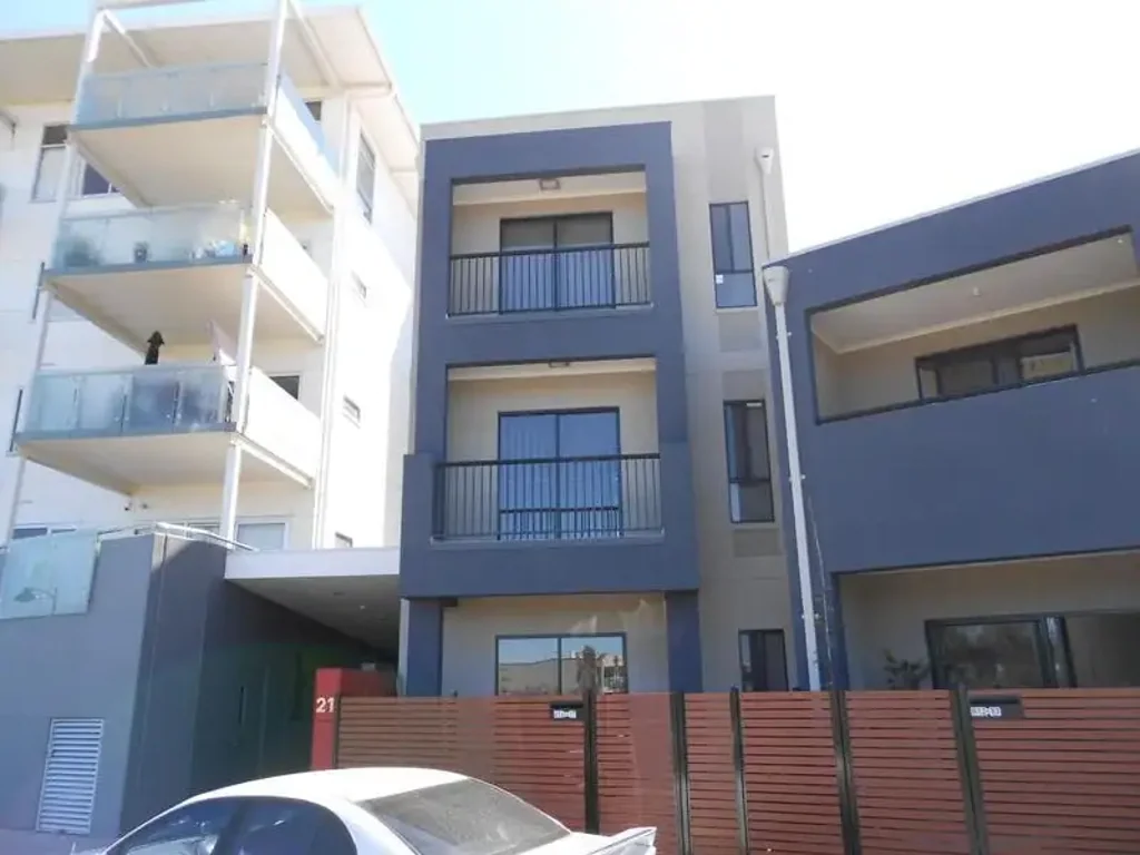 A VIEW TO IMPRESS - 3 LIVING AREAS