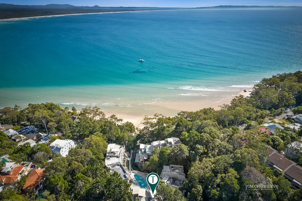 Noosa Heads 2 Bedroom Beautiful End Apartment in Little Cove Offering Prime Investment