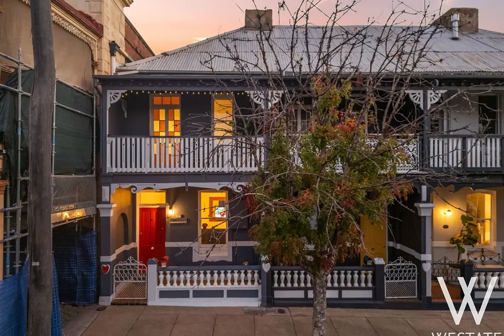 Bathurst 2कमरा TIMELESS VICTORIAN TERRACE. UNRIVALLED CBD ADDRESS