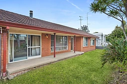 69 Campbell Street, Woonona