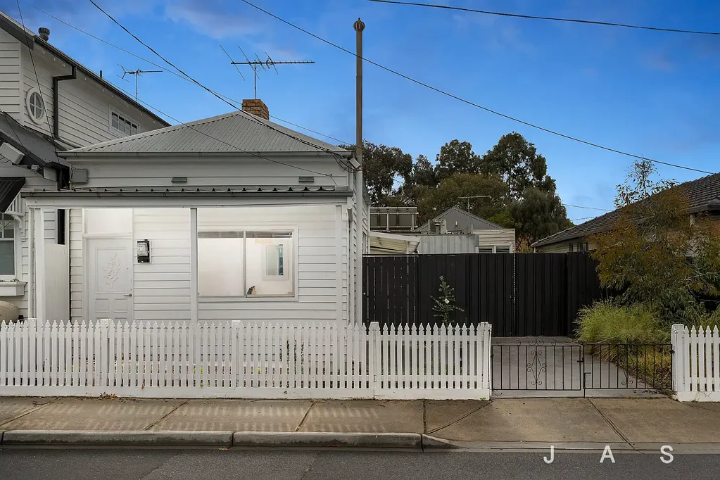24 Dove Street, West Footscray, VIC 3012