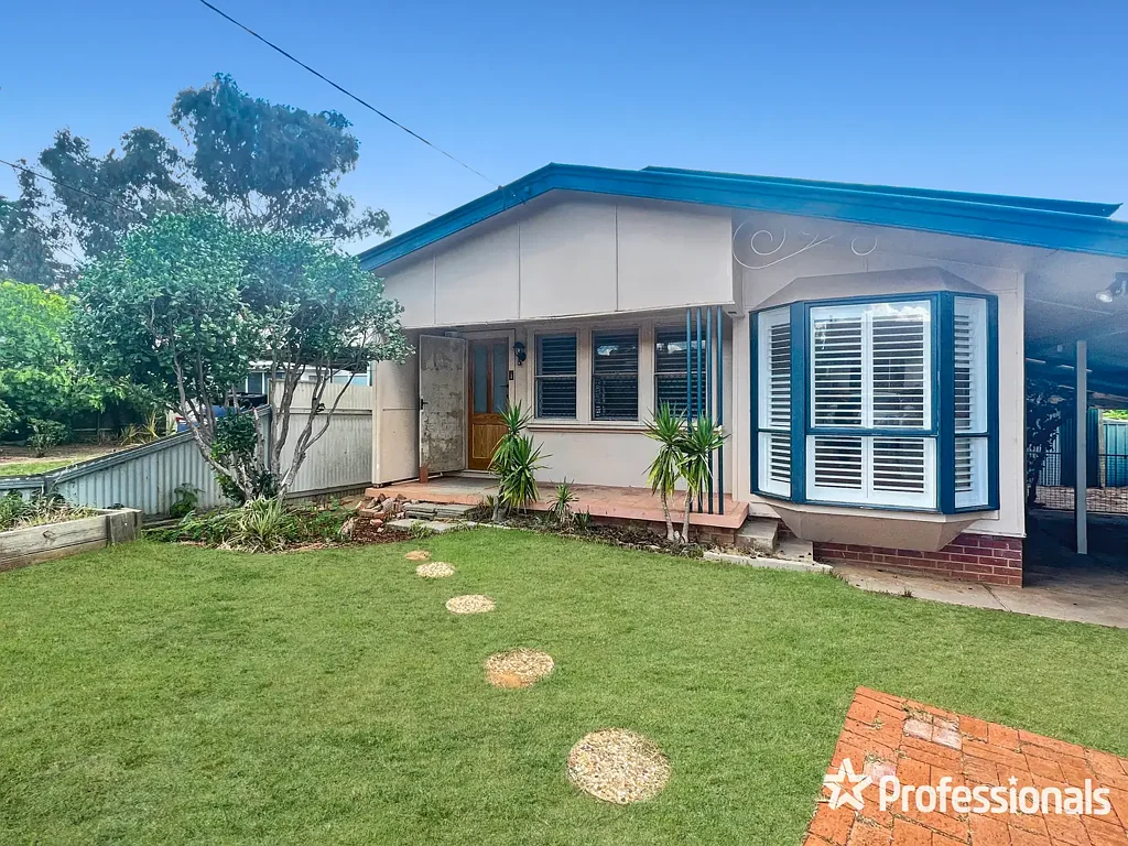 Wagga Wagga 4ਬੈੱਡਰੂਮ Renovated Beauty in Mount Austin