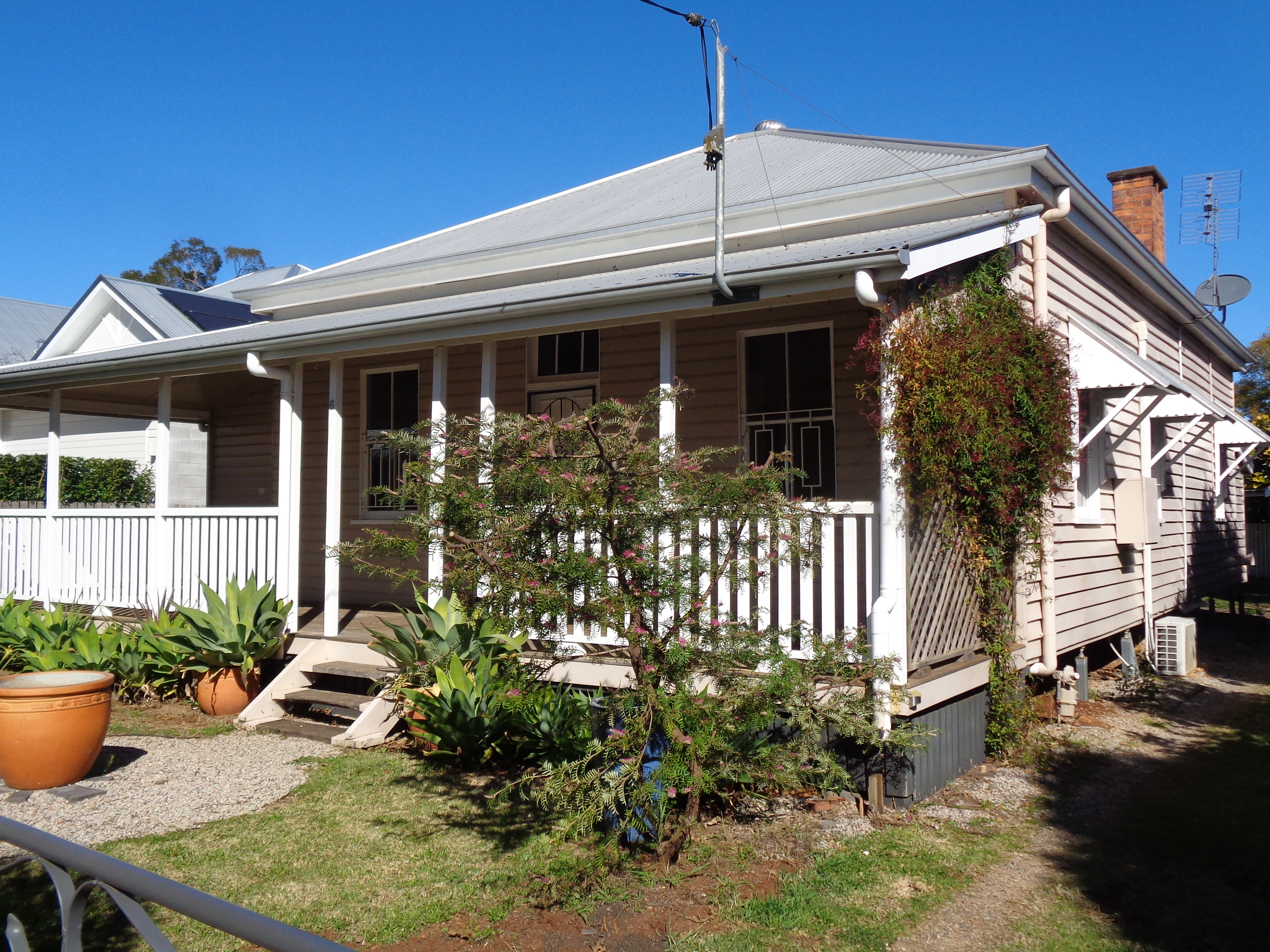 6 LILLEY ST, EAST TOOWOOMBA QLD 4350, 0 rūma, 0 rūma horoi, House