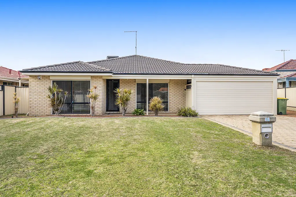 14 Norwich Close, Greenfields, WA 6210