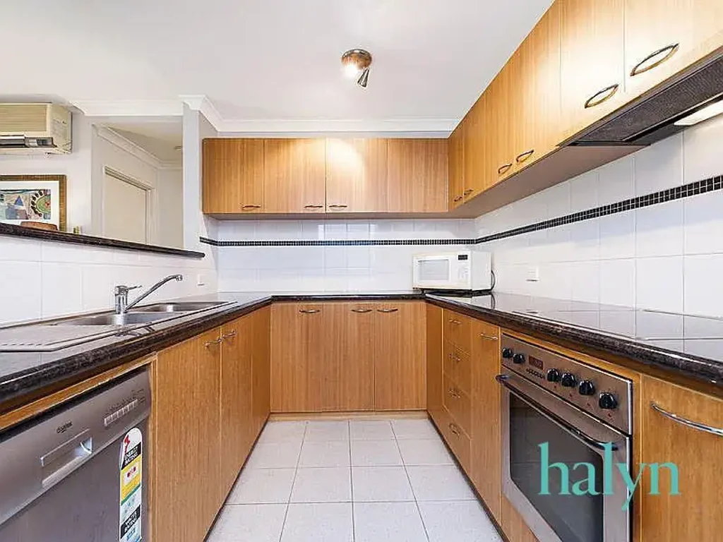 15/118 Mounts Bay Road, Perth, WA 6000