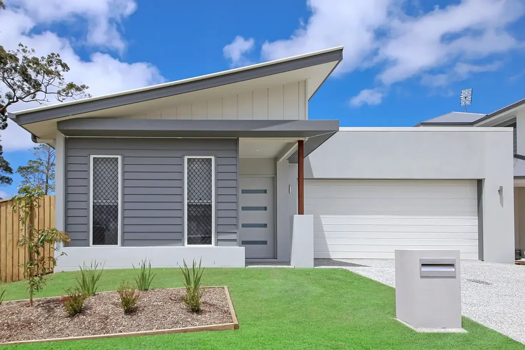 Brassall 4chambre House & Land Package