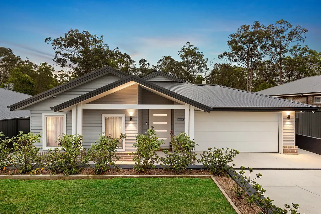 Paxton 4部屋 Certain to Pull on the Family Heartstrings