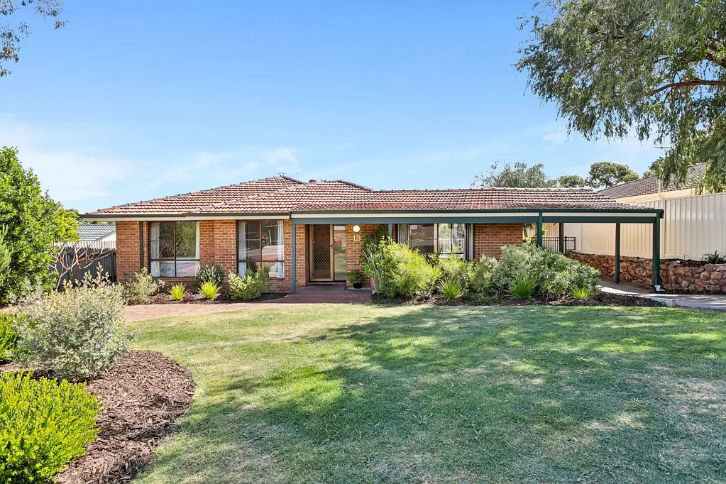 19 Poynter Drive, Duncraig, WA 6023