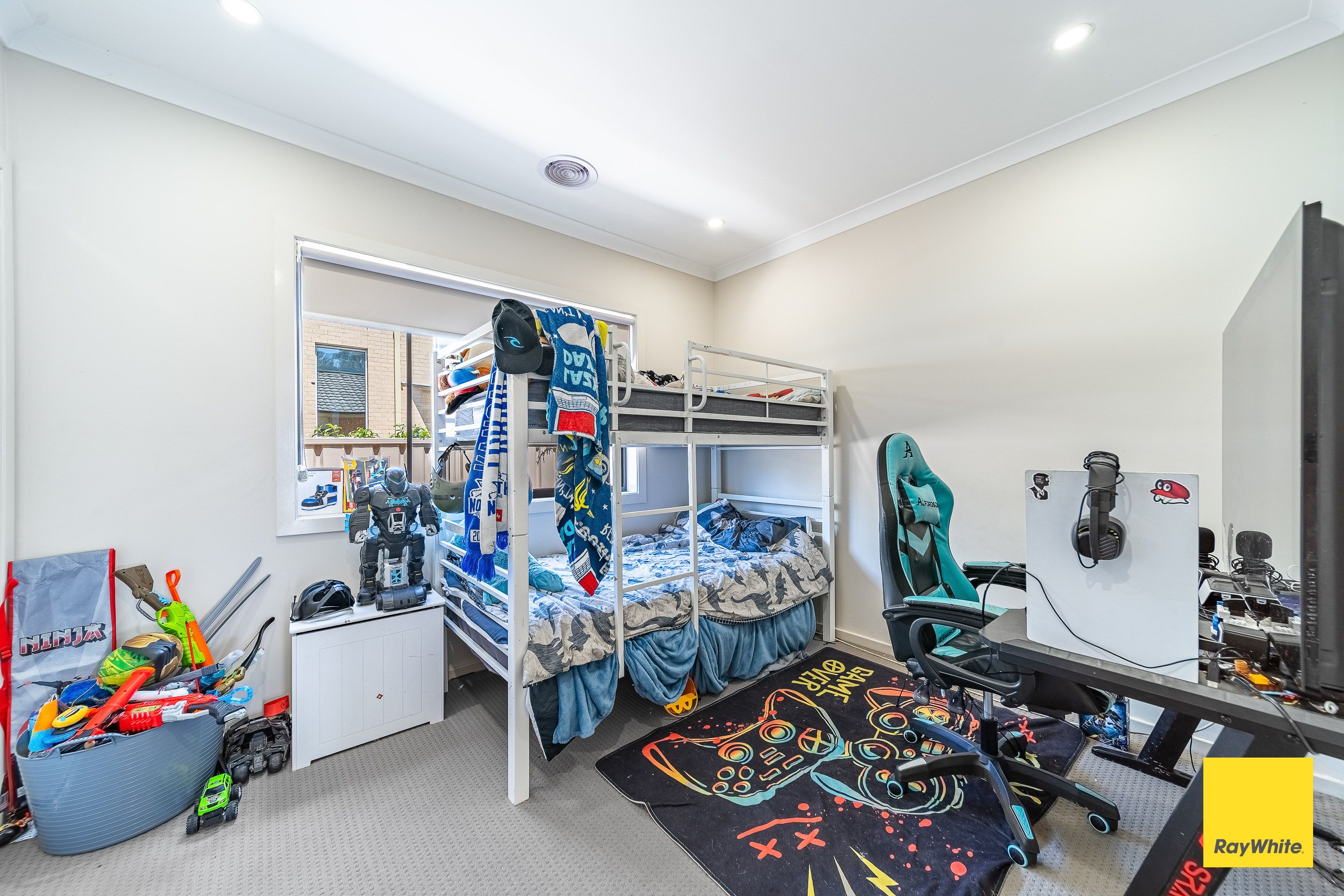 9 QUARTZ PL, GOLDEN SQUARE VIC 3555, 0 Bedrooms, 0 Bathrooms, House