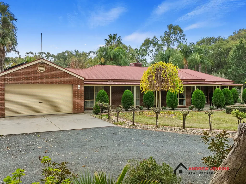 Koonoomoo 4침실 Spacious Family Living with Room to Move – Ideal for Tradies & Country Lifestyle Seekers