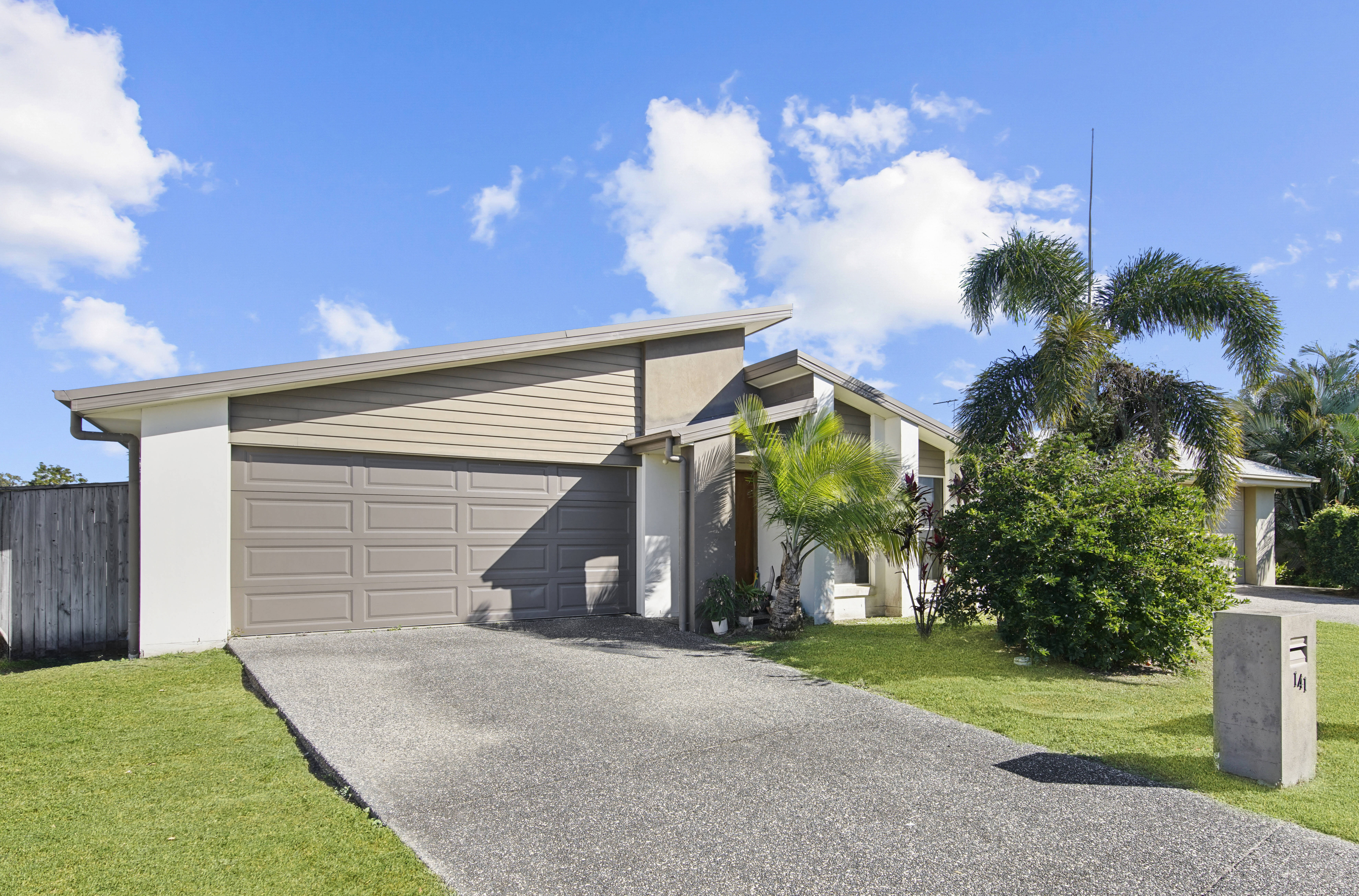 141 WHITEHAVEN DR, BLACKS BEACH QLD 4740, 0 غرف, 0 حمامات, House