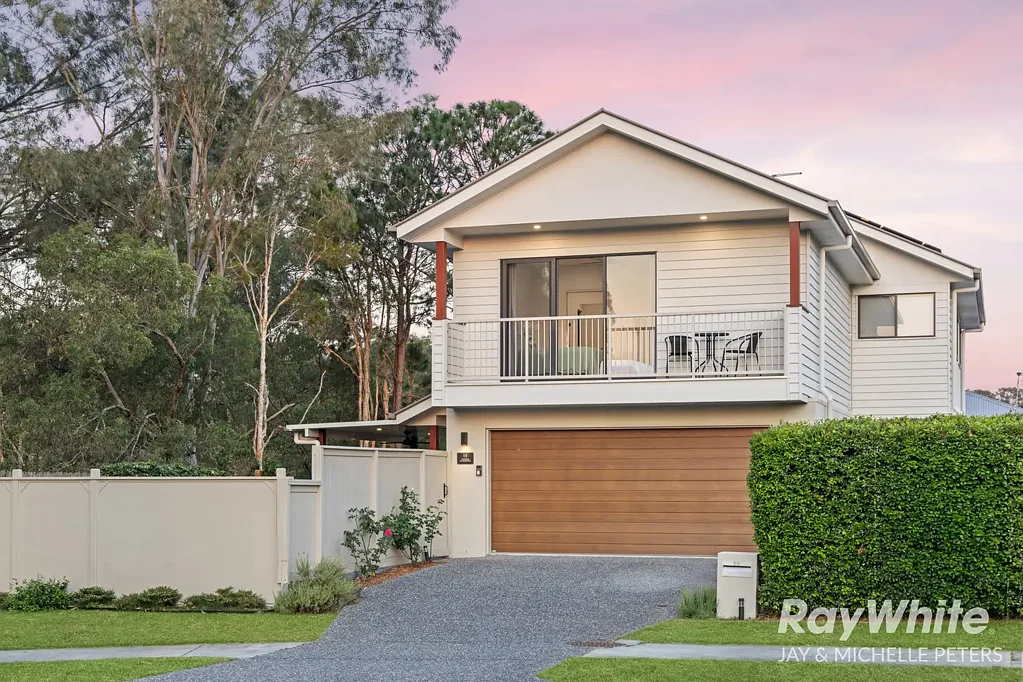 15 Edgewater Avenue, Rothwell, QLD 4022