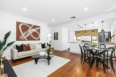 11 Bartlett Crescent, Karrinyup, WA 6018, 4 slaapkamers, 4 badkamers, House