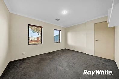 9 Garnett Place, Balga, WA 6061, 3房, 2浴, House