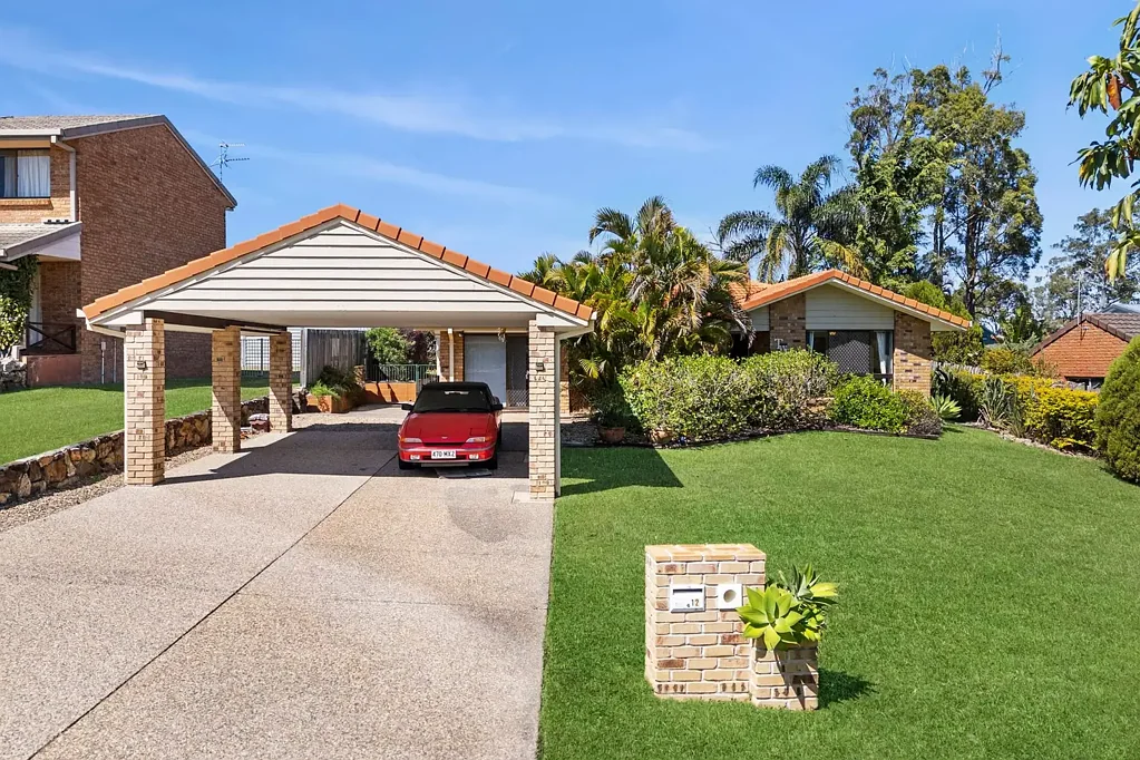 12 San Mateo Boulevard, Ashmore, QLD 4214