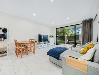 1/3 Roberta Street, Jolimont, WA 6014, 1 Bedrooms, 1 Bathrooms, Apartment