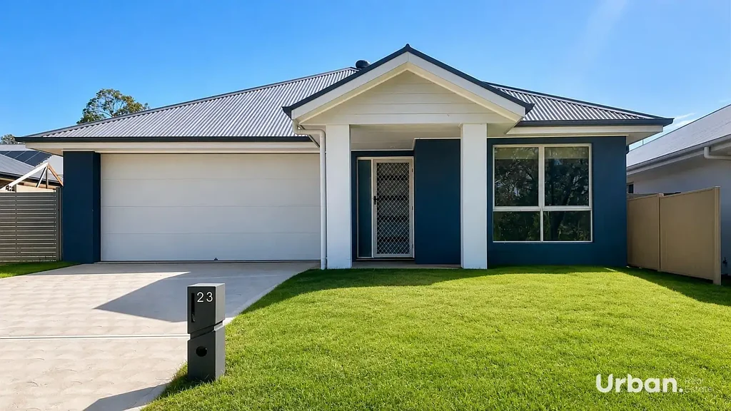 Four bedroom home in Huntlee.