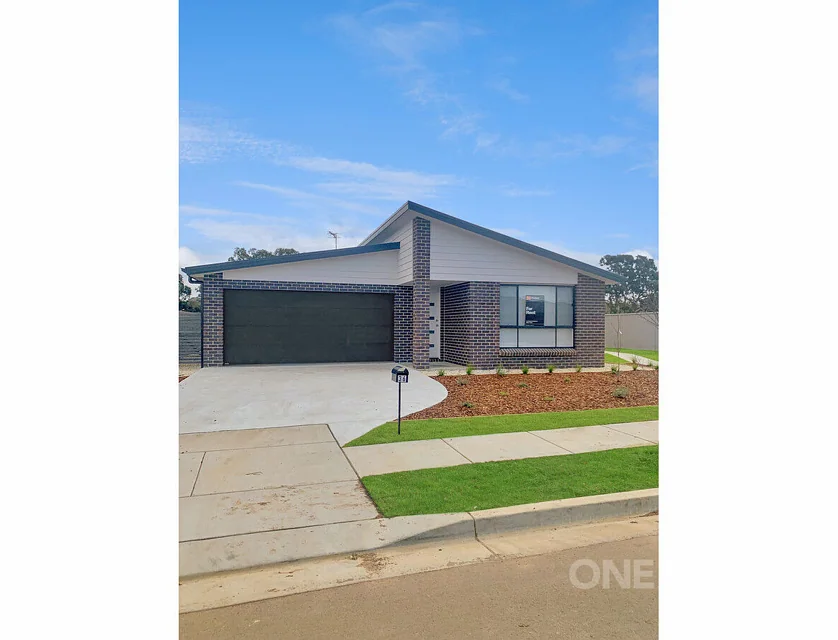 36 Aston Martin Drive, Goulburn, South Coast, 4 غرف, 2 حمامات, House