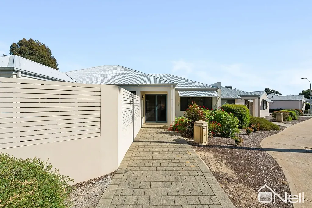 Kelmscott 3Kwarto GREAT VALUE IN PRIME LOCATION
