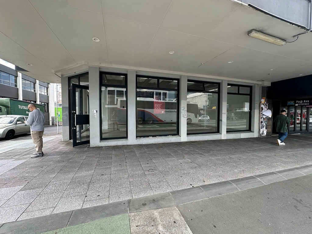 Auckland Central Prominent Corner Site - K'Road