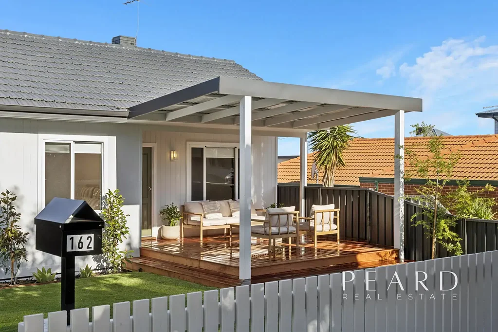 162 Holbeck Street, Doubleview, WA 6018