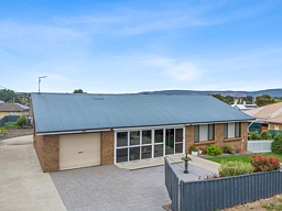 9 Queen Street, Campbell Town