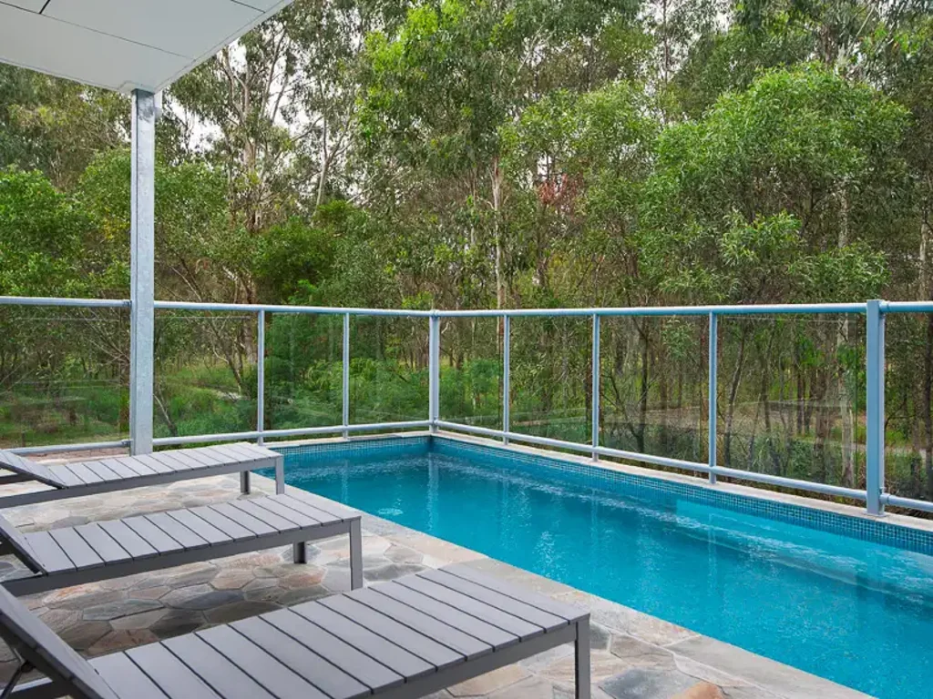 LOVELY QUIET UNIT IN THE HEART OF CHERMSIDE