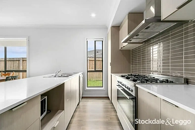 21 Lord Place, Morwell, VIC 3840, 4 phòng ngủ, 2 phòng tắm, House