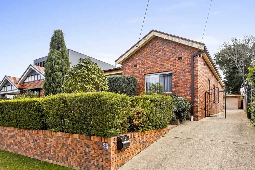 Concord West 4 Slaapkamer Prime Position Meets Untapped Potential