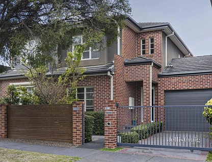 4/24 Poath Road, Hughesdale, VIC 3166, 3房, 2浴, 城市屋