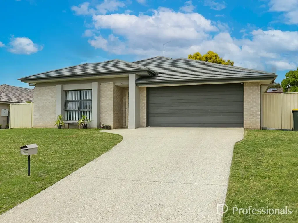 Oxley Vale 4Moenga 4 Bedroom House for Sale Tamworth