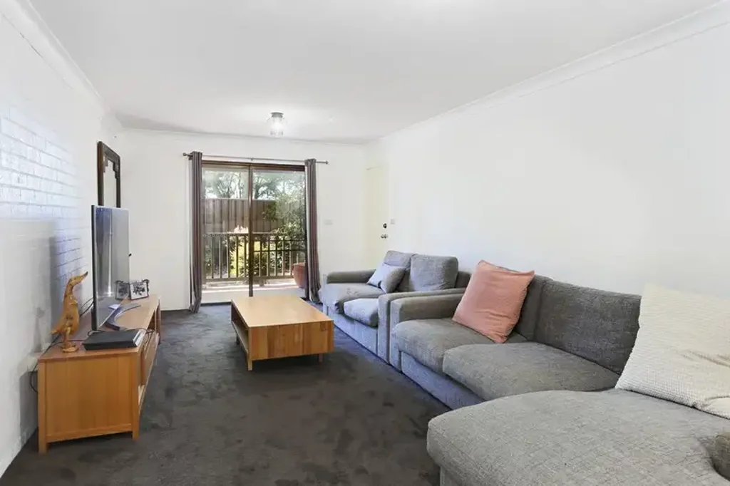 'CONVENIENT & COZY GROUND FLOOR UNIT'