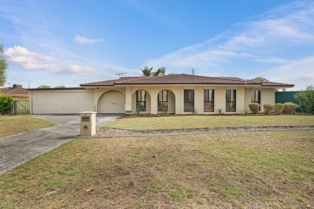 5 Cedar Way, Maddington, WA 6109